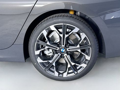 New 2026 BMW 330i xDrive Sedan w/ Premium Package AWD/4WD image 33