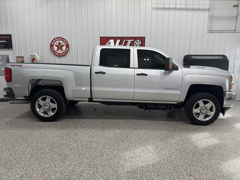 Used 2017 Chevrolet Silverado 2500 W/T w/ WT Fleet Convenience Package image 3