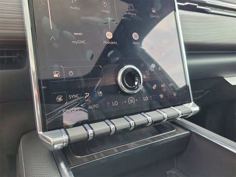 New 2025 GMC Sierra EV Denali image 25