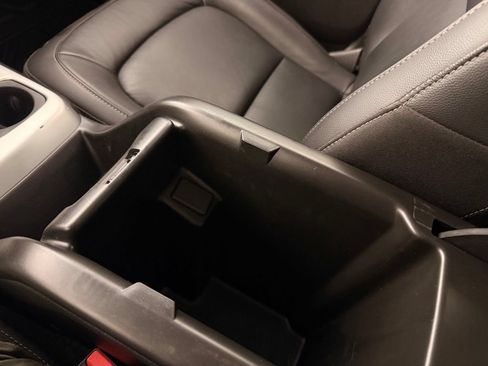 Used 2022 Chevrolet Colorado LT w/ Luxury Package AWD/4WD image 41