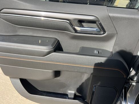 Used 2023 GMC Sierra 1500 AT4 w/ AT4 Premium Package image 8