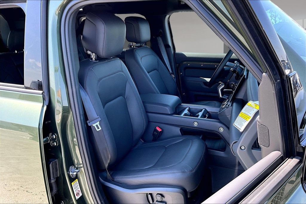 New 2026 Land Rover Defender 110 S AWD/4WD image 11