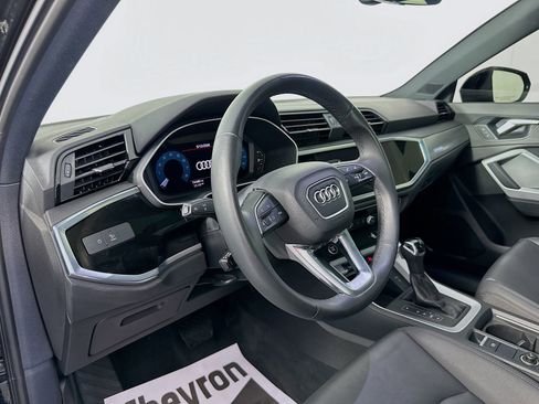 Used 2022 Audi Q3 2.0T Premium Plus w/ Premium Plus Package AWD/4WD image 9