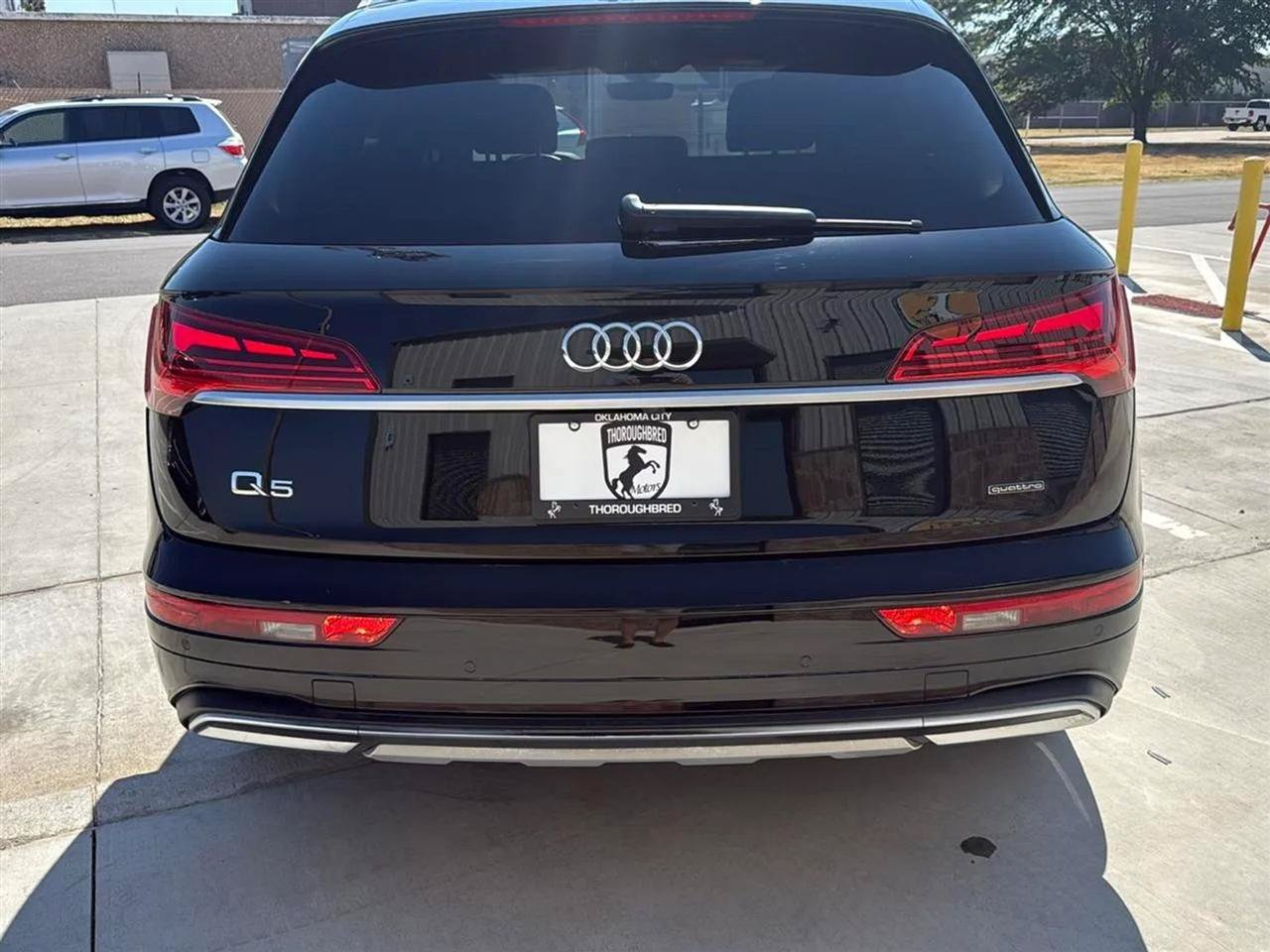 Used 2021 Audi Q5 2.0T Premium w/ Convenience Package AWD/4WD image 14