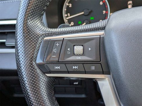 Used 2023 Mitsubishi Outlander SE image 26