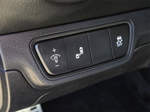 Certified 2023 Kia Forte GT-Line image 15