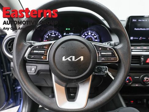 Used 2023 Kia Forte LXS image 10