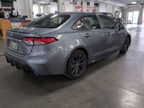 Used 2023 Toyota Corolla SE w/ Carpet Mat Package (TMS) FWD image 9