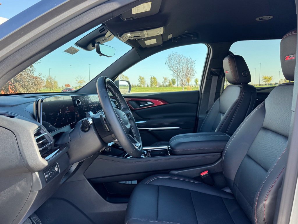 Used 2026 Chevrolet Traverse Z71 w/ Enhanced Driving Package AWD/4WD image 8