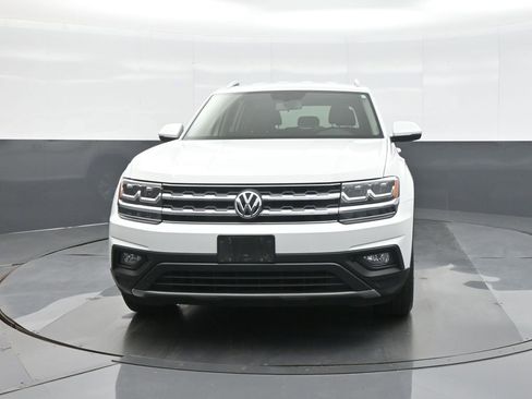 Used 2018 Volkswagen Atlas SE FWD image 2