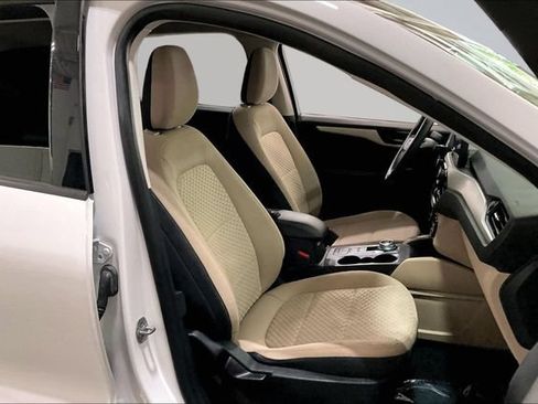 Used 2022 Ford Escape SE AWD/4WD image 7