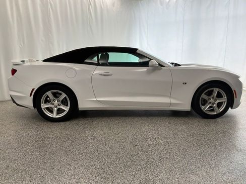 Used 2020 Chevrolet Camaro LT RWD image 6