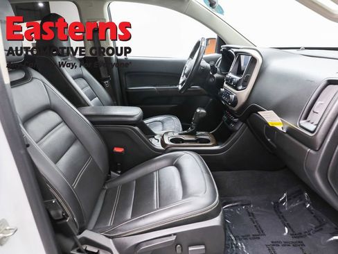 Used 2020 GMC Canyon Denali image 25