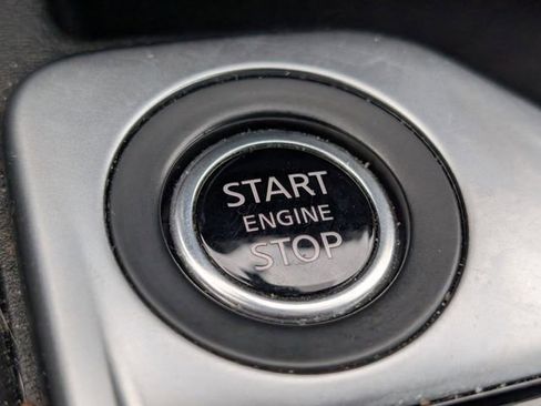 Used 2024 Nissan Sentra SV FWD image 25