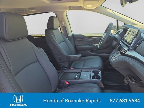New 2026 Honda Odyssey EX-L image 17