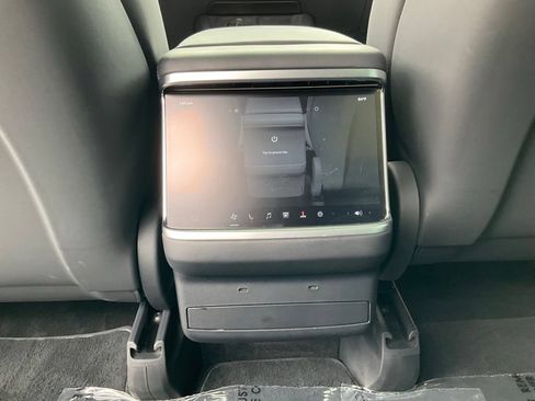 Used 2023 Tesla Model X AWD/4WD image 35