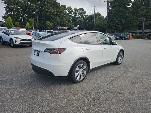 Used 2023 Tesla Model Y Long Range AWD/4WD image 8
