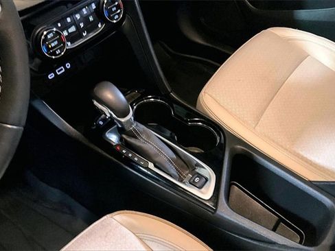 Used 2021 Buick Encore GX Select image 33