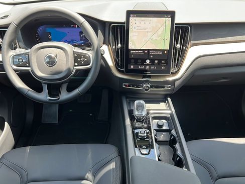 New 2026 Volvo XC60 B5 Core AWD/4WD image 10