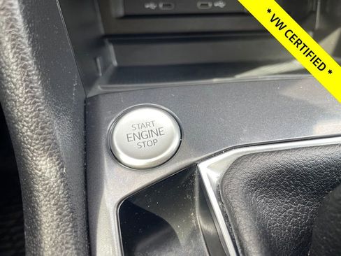 Used 2024 Volkswagen Tiguan SE image 23
