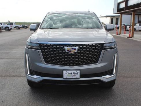 Used 2024 Cadillac Escalade Premium Luxury w/ Performance Package AWD/4WD image 11