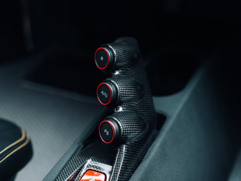 Used 2015 Ferrari 458 Speciale Coupe image 32