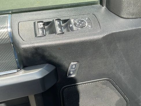 Used 2018 Ford F150 XLT w/ Equipment Group 302A Luxury AWD/4WD image 26