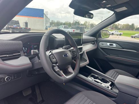 New 2026 Ford Explorer ST-Line AWD/4WD image 6