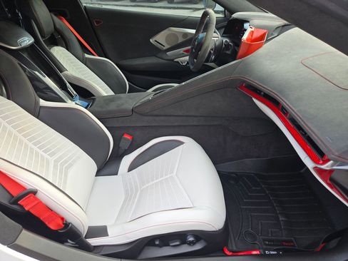 Used 2023 Chevrolet Corvette Stingray Premium Cpe w/ Z51 Performance Package image 25