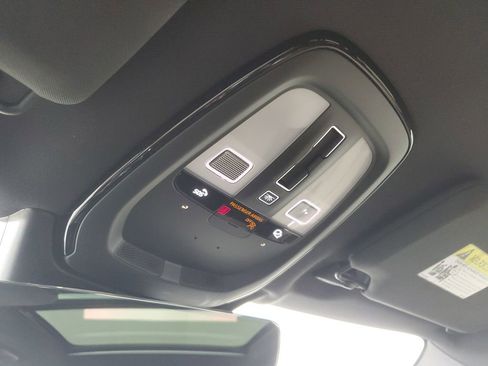 Certified 2025 Volvo XC90 B5 Core w/ Climate Package image 36