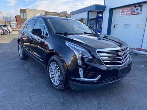 Used 2017 Cadillac XT5 Luxury w/ Driver Awareness Package image 7