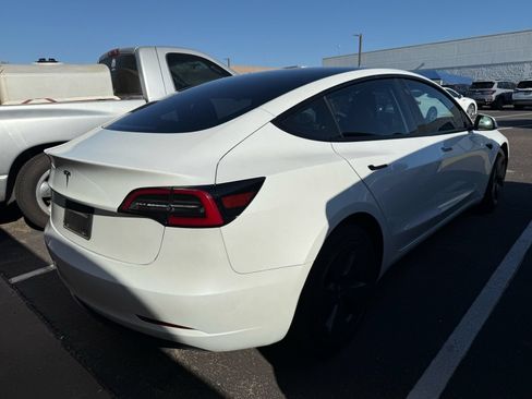 Used 2023 Tesla Model 3 Standard Range RWD image 4