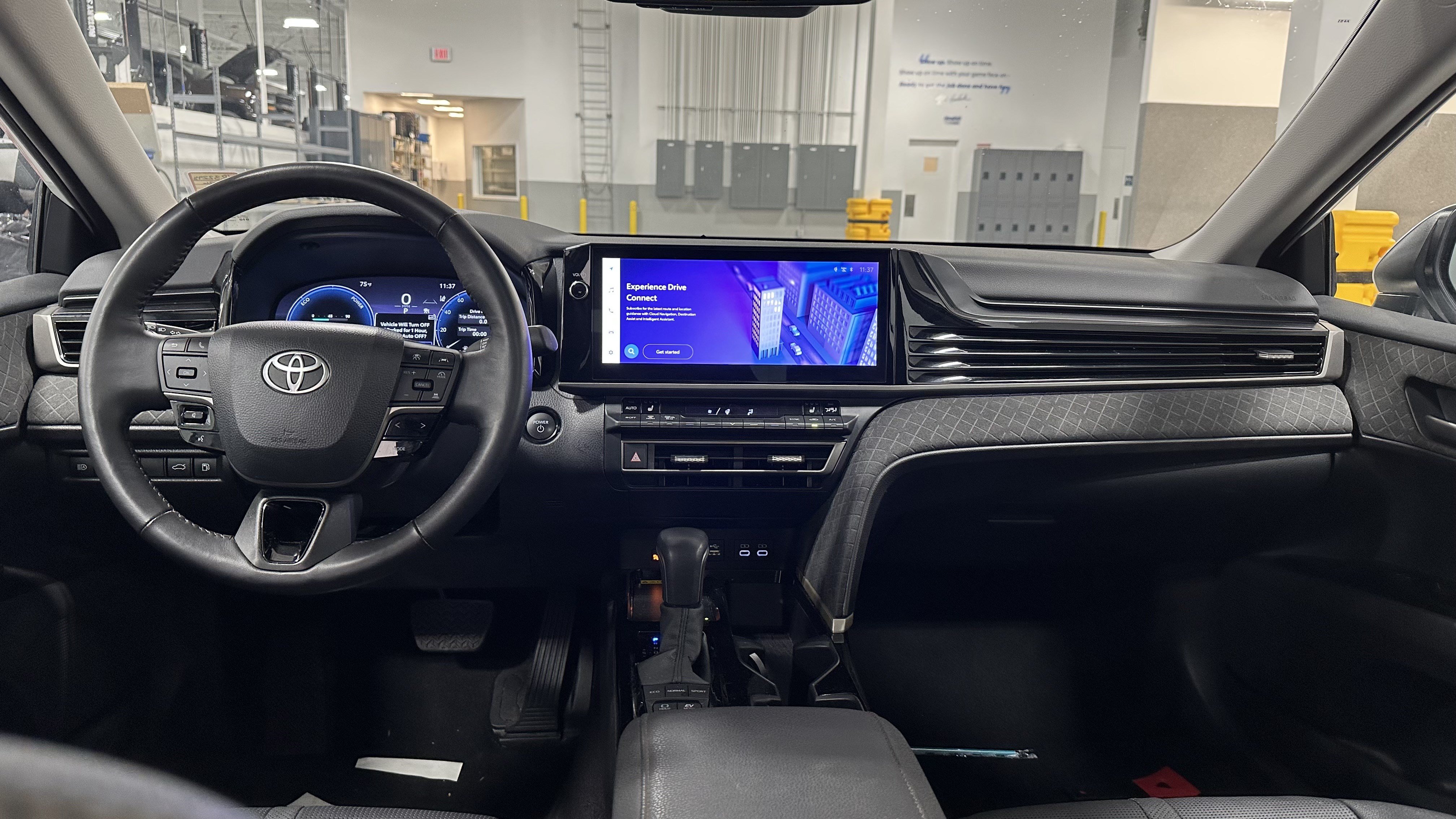 Used 2026 Toyota Camry XLE FWD image 30