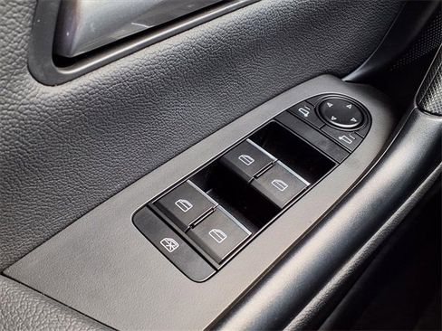 Used 2025 MAZDA CX-50 AWD 2.5 S w/ Premium Package image 24