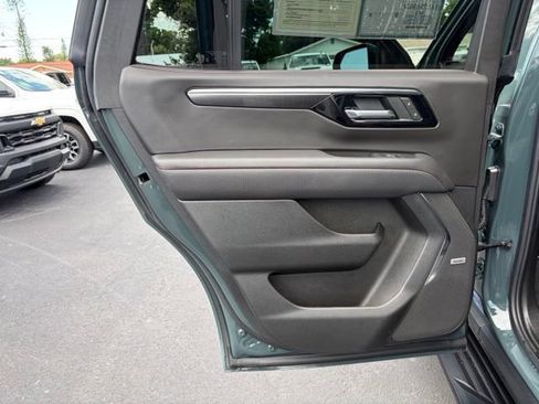 Used 2025 Chevrolet Tahoe RST w/ Comfort Package RWD image 14