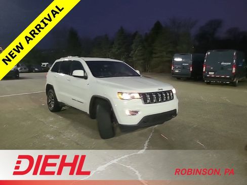 Used 2020 Jeep Grand Cherokee Laredo w/ Quick Order Package 2BN North image 1