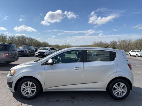 Used 2014 Chevrolet Sonic LT FWD image 1