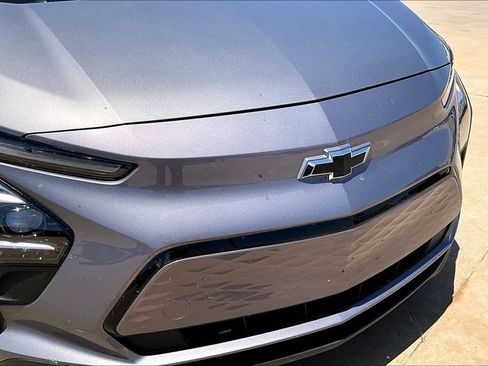 Used 2023 Chevrolet Bolt LT image 34