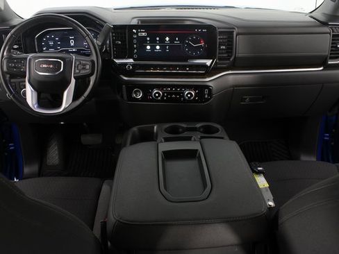 Used 2022 GMC Sierra 1500 Elevation image 9