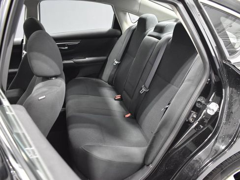 Used 2014 Nissan Altima 2.5 SV w/ Convenience Package image 31