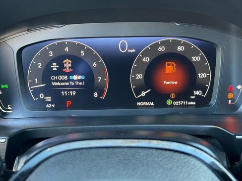 Used 2023 Honda Pilot Elite image 38