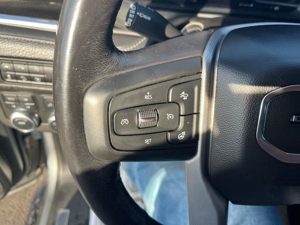 Used 2023 GMC Yukon Denali AWD/4WD image 11