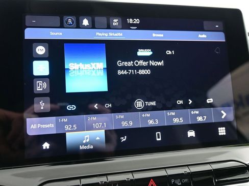 Used 2024 Jeep Compass Trailhawk image 18