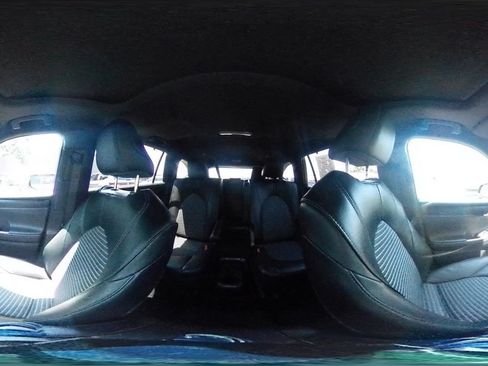 Used 2025 Toyota Highlander XSE AWD/4WD image 45