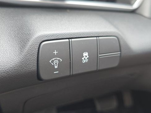 New 2026 Hyundai Elantra Limited FWD image 26