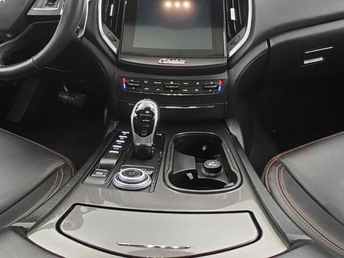 Used 2018 Maserati Ghibli S GranLusso AWD/4WD image 26