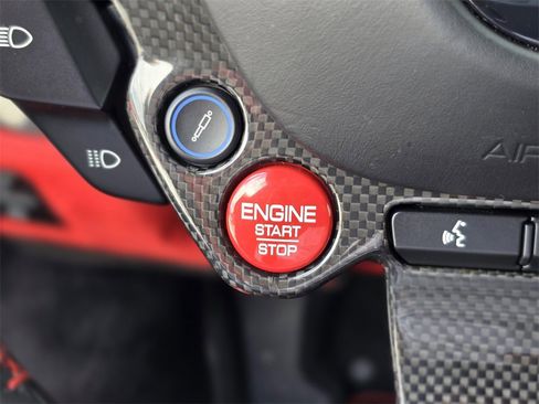 Used 2022 Ferrari F8 Tributo image 24