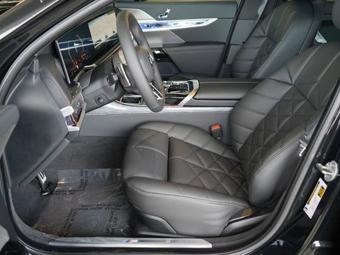 New 2026 BMW 740i w/ Premium Package image 11