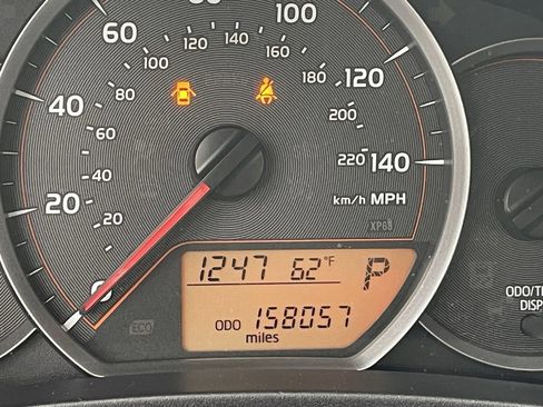 Used 2013 Toyota Yaris LE image 8