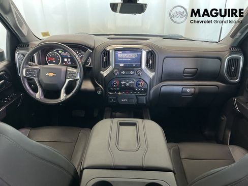 Used 2021 Chevrolet Silverado 3500 LTZ w/ LTZ Premium Package image 9